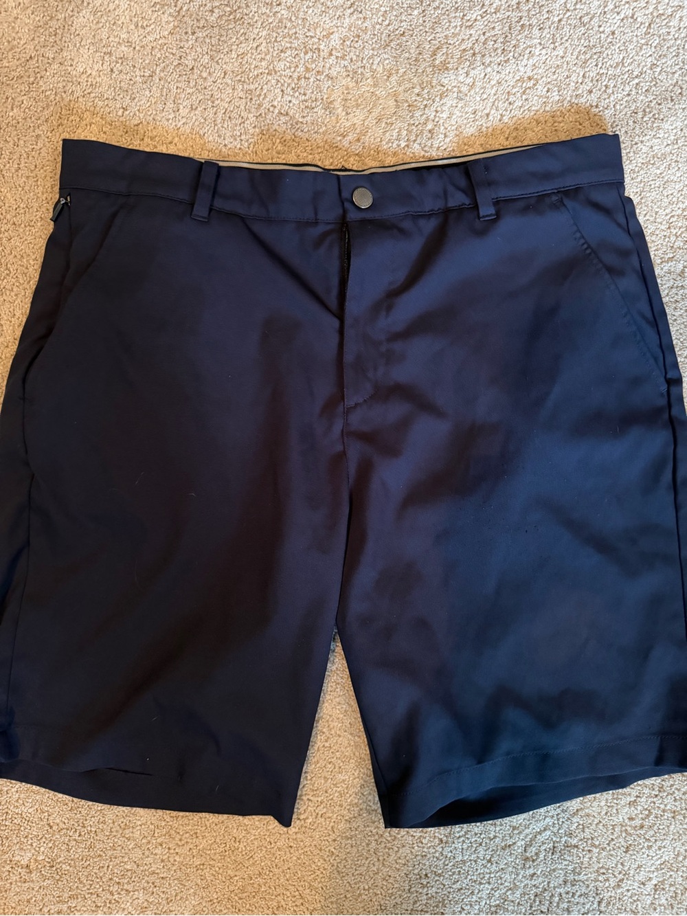 Kirkland Signature Navy Flat-Front Performance Shorts - Picture 2 of 3